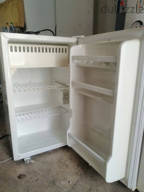 single door fridge good condition 2