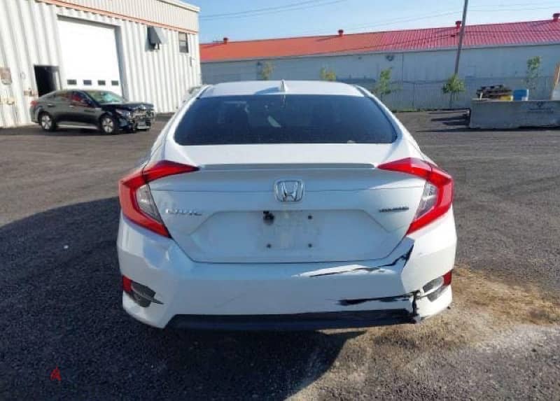 Honda Civic 2018 15