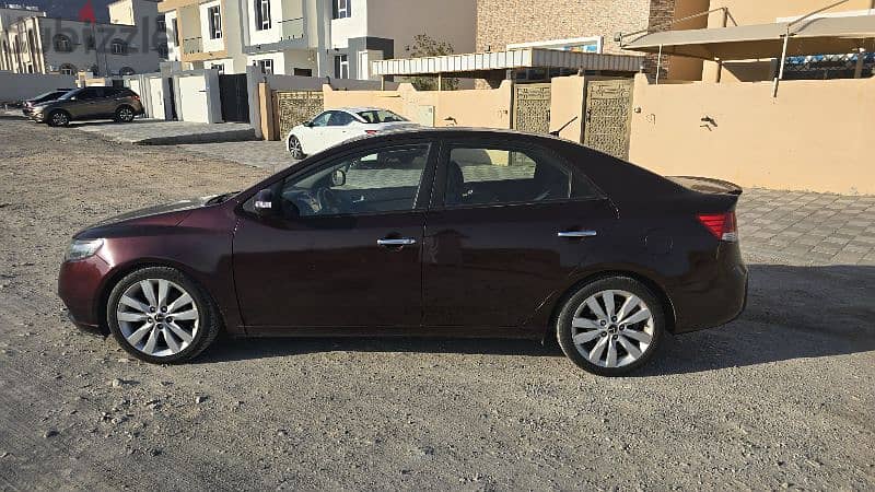 Kia Cerato 2010 3