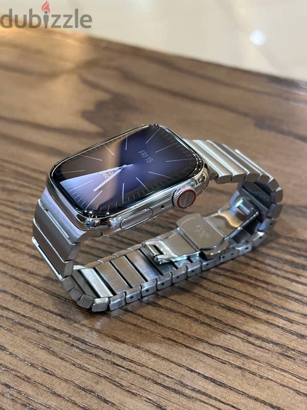 Apple watch series 9 , Stainless steel , 45 mm 3