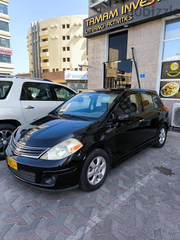 Nissan Tiida 2010 1