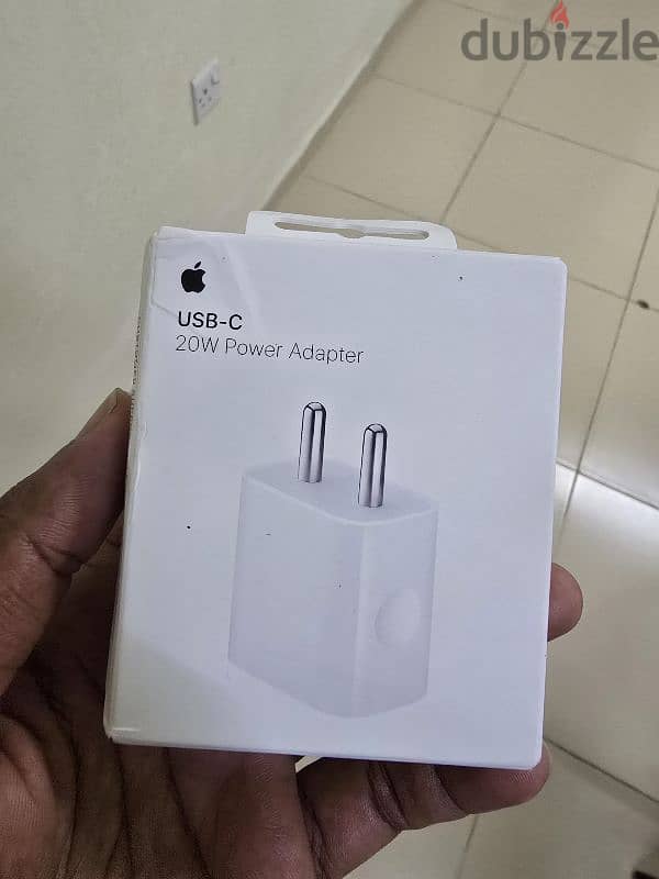 Apple Iphone 20W USB-C Power Adaptor Asian Type Sealed Box 0