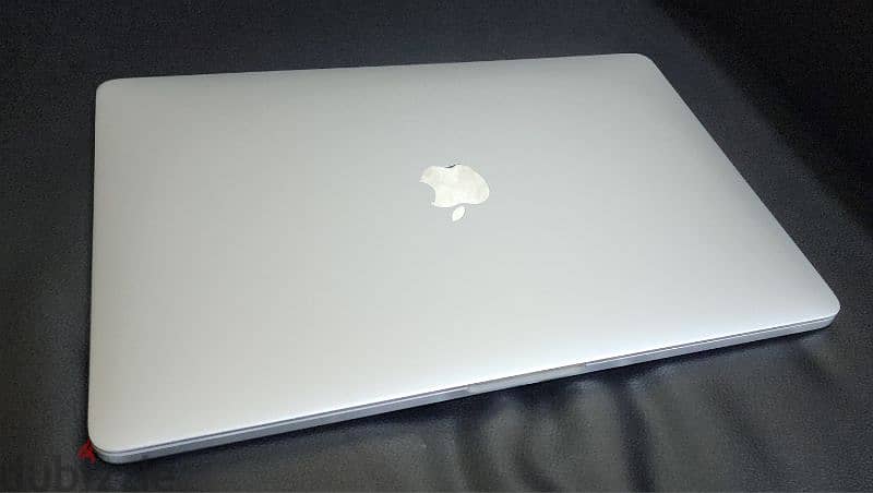 MacBook Pro 13 Inch Touch Bar M2 2022 Model 1