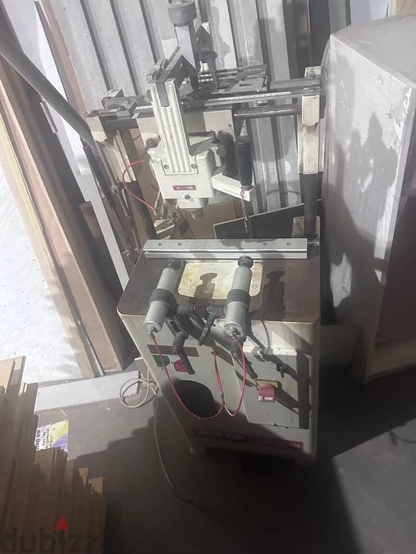 aluminium work shop  equipments for sale. good condition 3