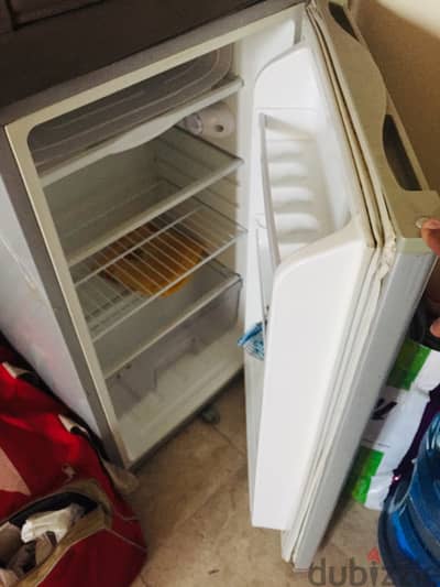 Refrigrator for sale