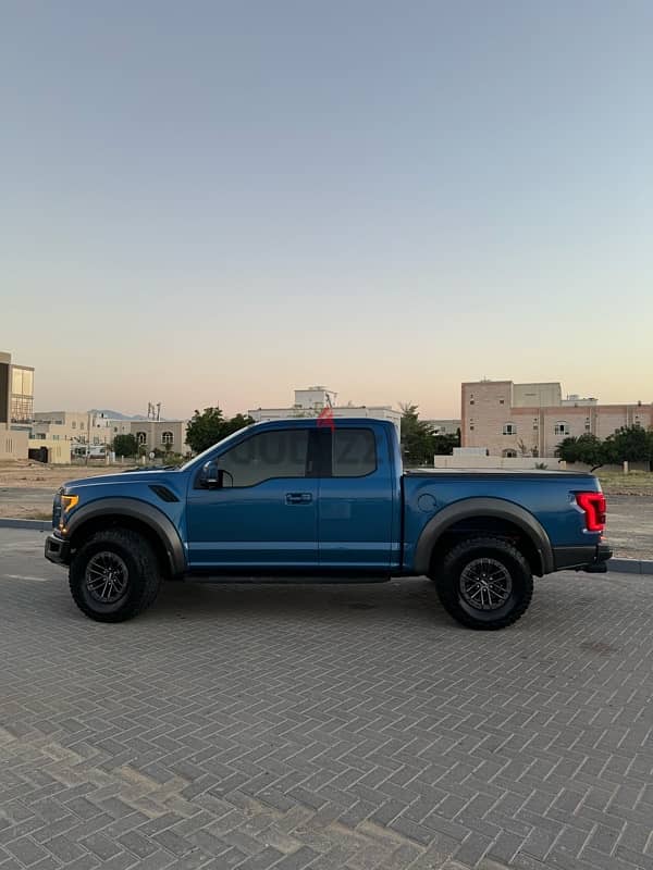 Ford Raptor 2020 4