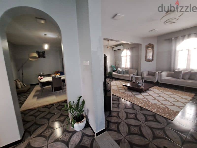 nice house near souq al khiud  3 levels 14