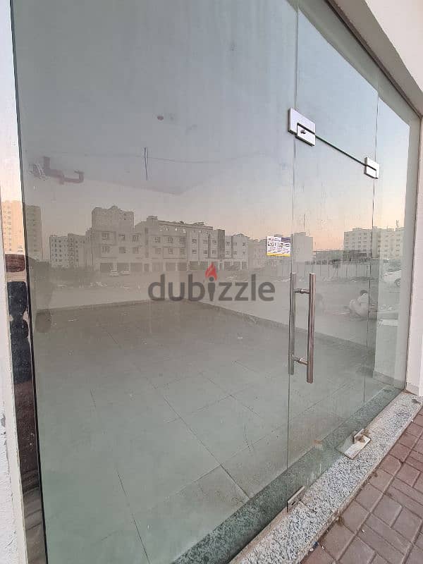 shops for rent in Maabilah 1