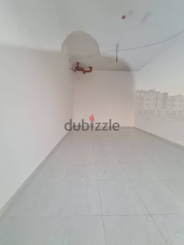 shops for rent in Maabilah 3