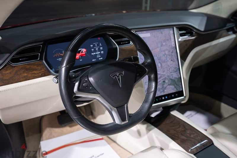 Tesla Model S - خليجي 7