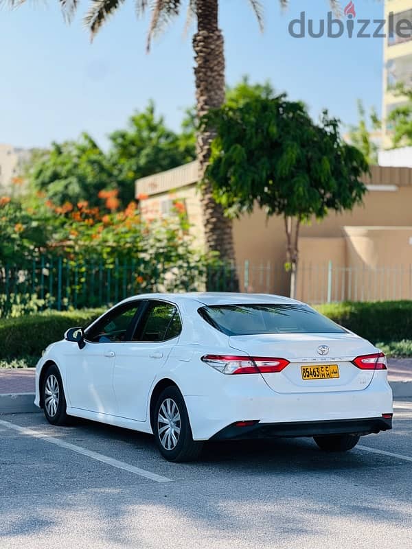 Toyota Camry 2018 3