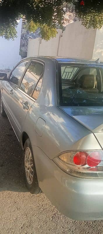 Mitsubishi Lancer 2004 11