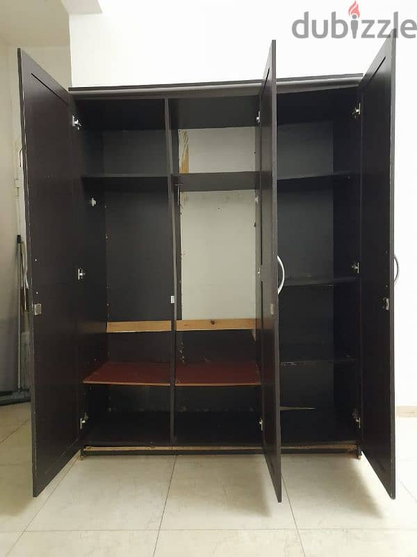 urgent sale cupboard 1