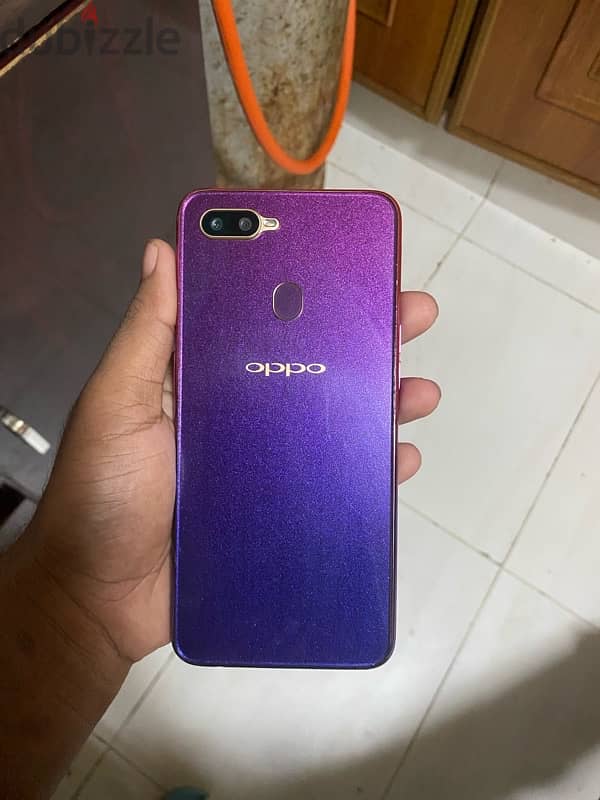 OPPO F9 3