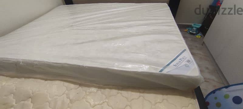 Mattress 200x150x12cm 2