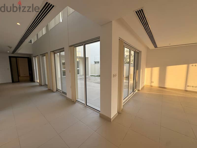 5 + 1 BR Fantastic Villa in Al Mouj for Rent 5