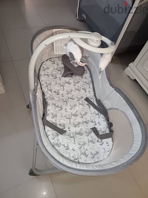 new bassinet with 6 options 1