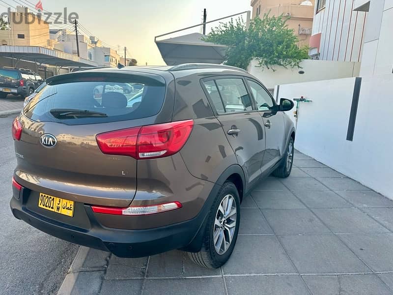 Expat Single Owner used! KIA SPORTAGE 2014 2.4 Mint Condition Oman Car 3