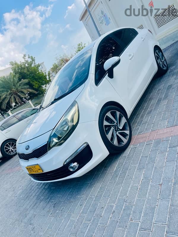 Kia Rio 2016 model no 1 option oman car for sell 2