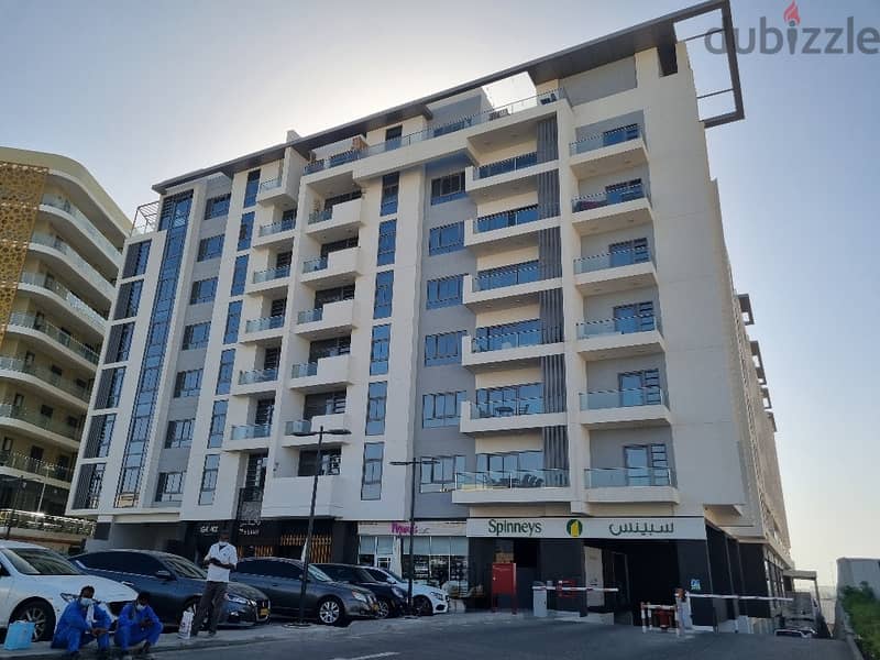 2 BR Spacious Modern Apartment in The Links, Muscat Hills 0