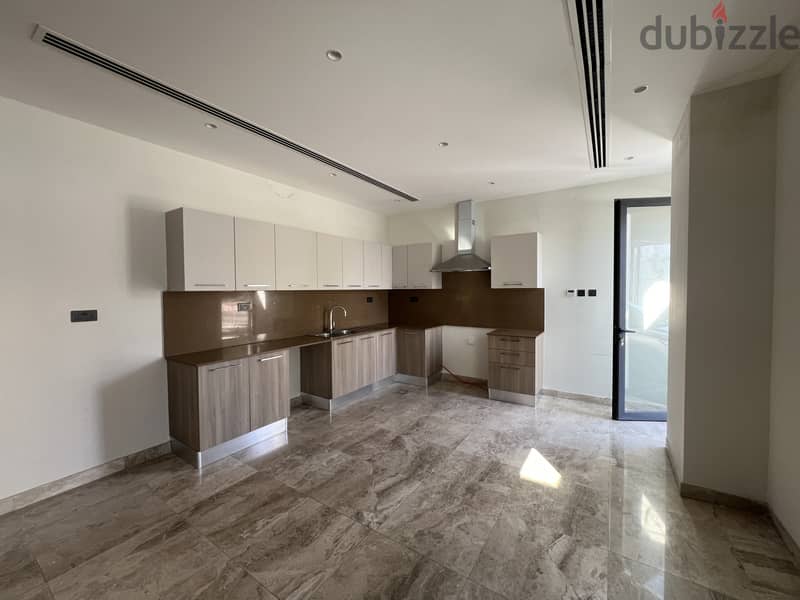 4 Bedroom Villa for Rent in Qurum 19