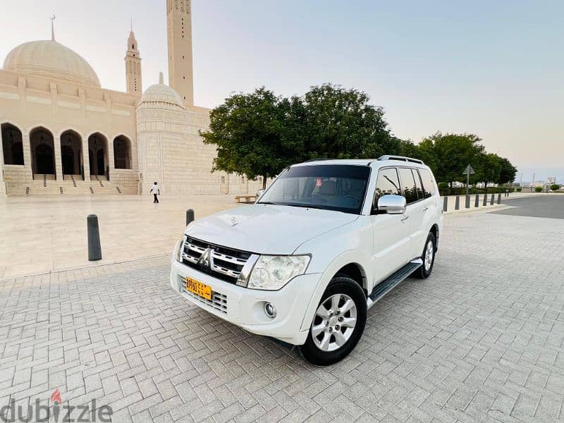 Mitsubishi Pajero 2014 1