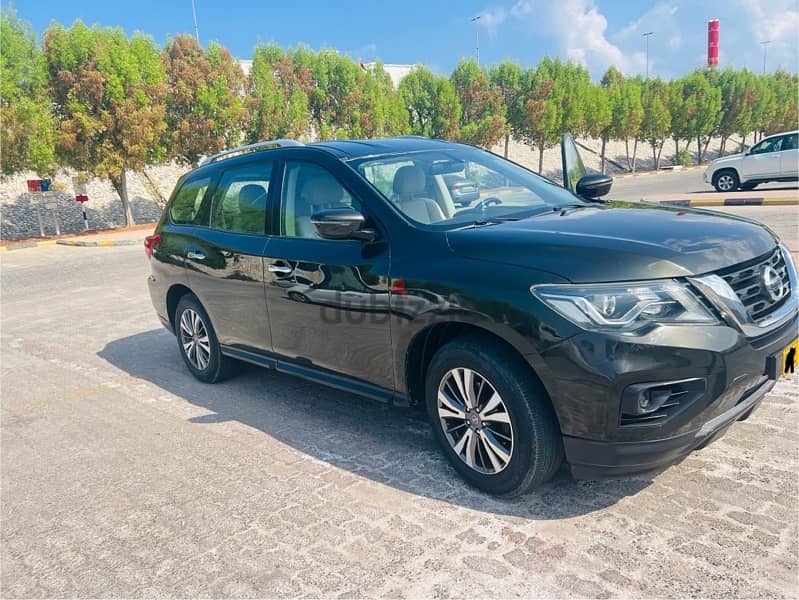 Nissan Pathfinder 2018 1