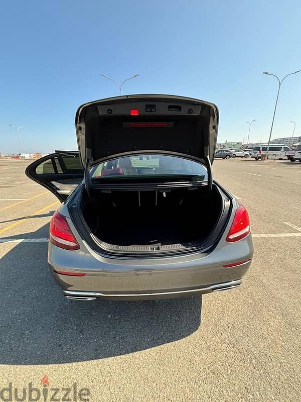 Mercedes-Benz E200, 2019 Model 4