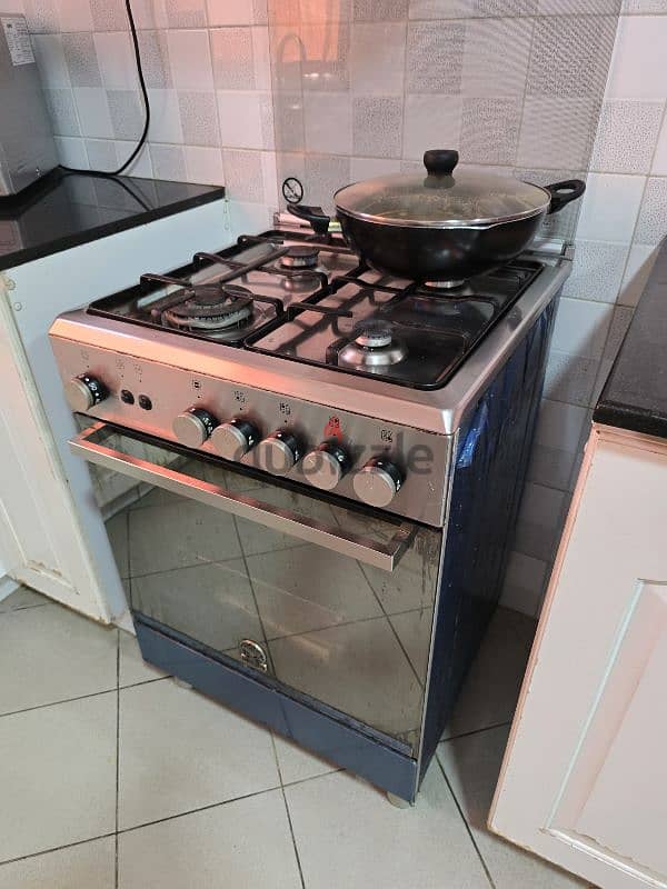 4 burners cooking range 1