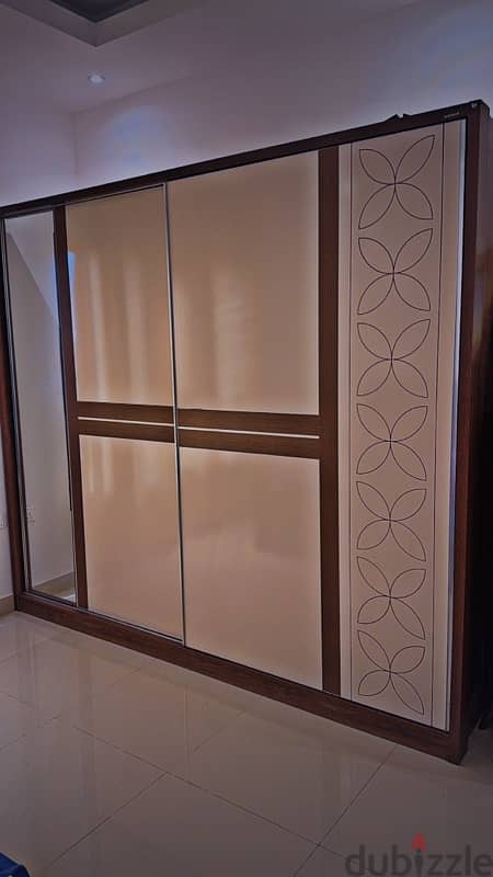 sliding wardrobe 1