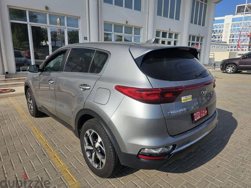 rent a car muscat  kia  sportage تأجير سيارات مسقط  الغبره 3