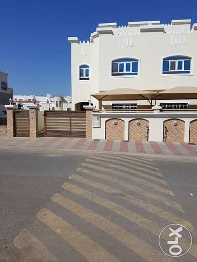 High Quality 5 BHK villa for rent at Al Ansab Heights near Noor Hyperm