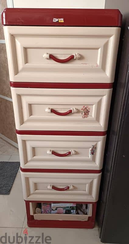 4 DRAWER CABINET 2