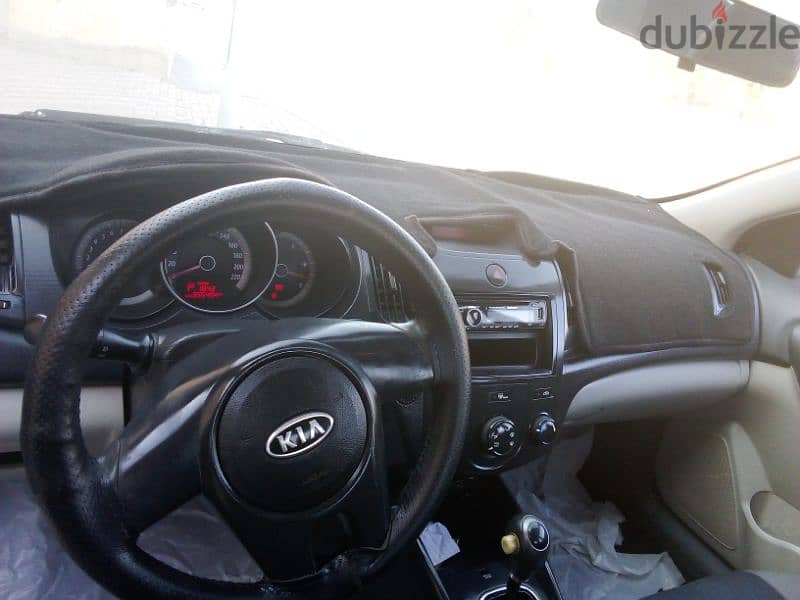 Kia Cerato 2012 4