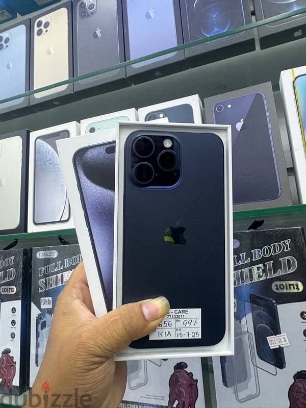 iPhone 15 pro max 256Gb blue 8 months warranty 0