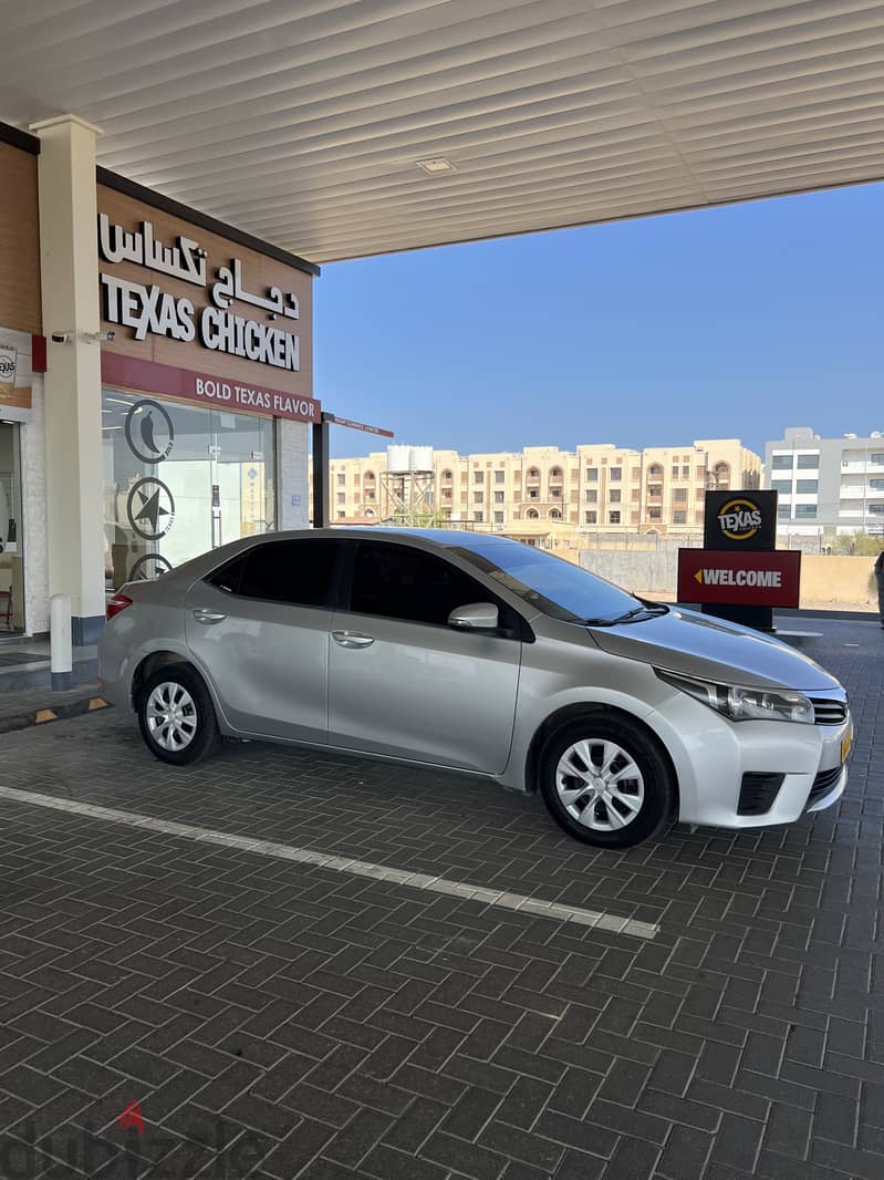 Toyota Corolla 2015 XLi OMAN CAR 3