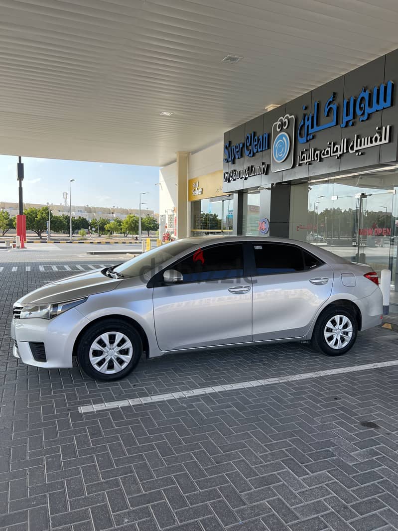 Toyota Corolla 2015 XLi OMAN CAR 4