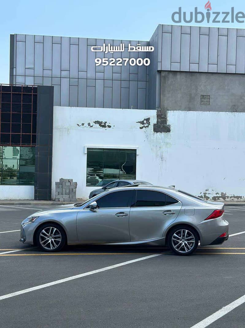 Lexus IS-Series 2018 300 2