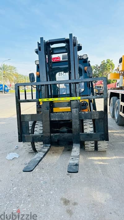 Forklift 2008 model with AC