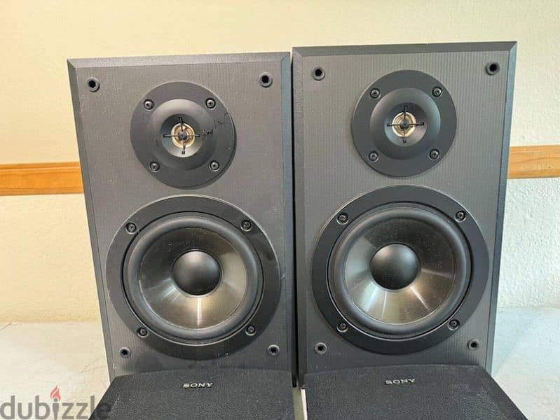 Sony Bookshelf Speakers 1