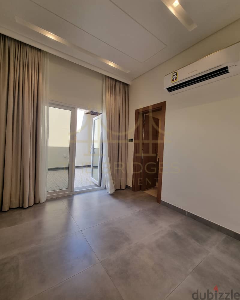 Luxurious Brand-New 5+1 BR villa available for rent in Madinat Al-Ila 4