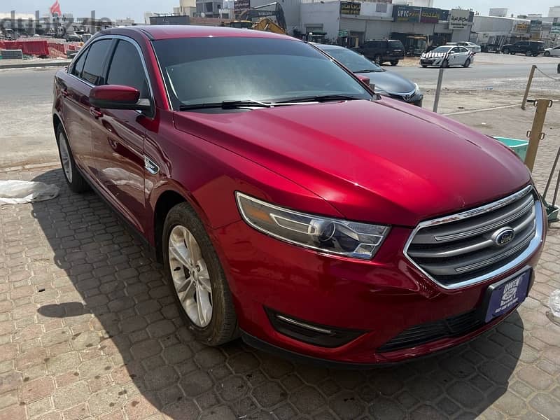 Ford Taurus in mint condition 10