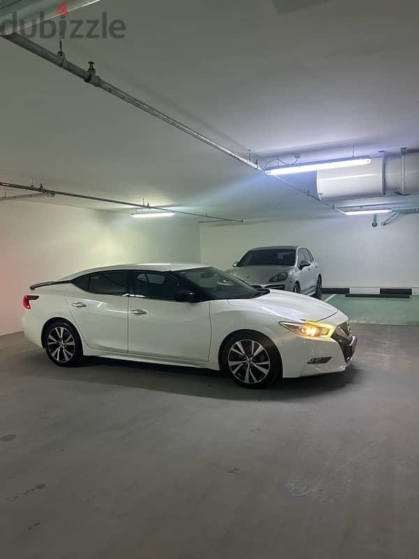 Nissan Maxima 2017 Sr GCC low mileage 5