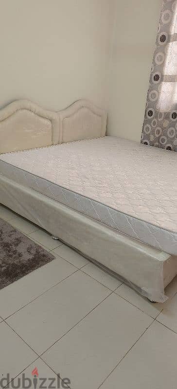 Bed with mattress 1