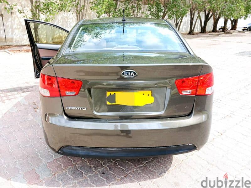 Kia Cerato 2012 3