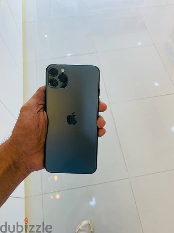 iPhone 11 Pro Max 1