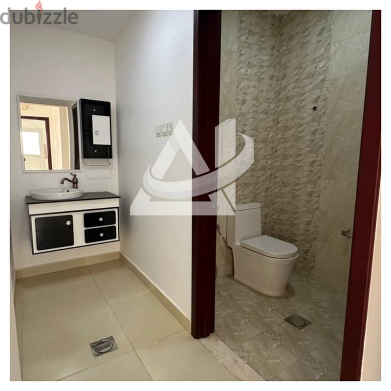 ADV302**Beautiful 5 bedrooms,6 toilets villa for Rent in AlKhoud 6 1