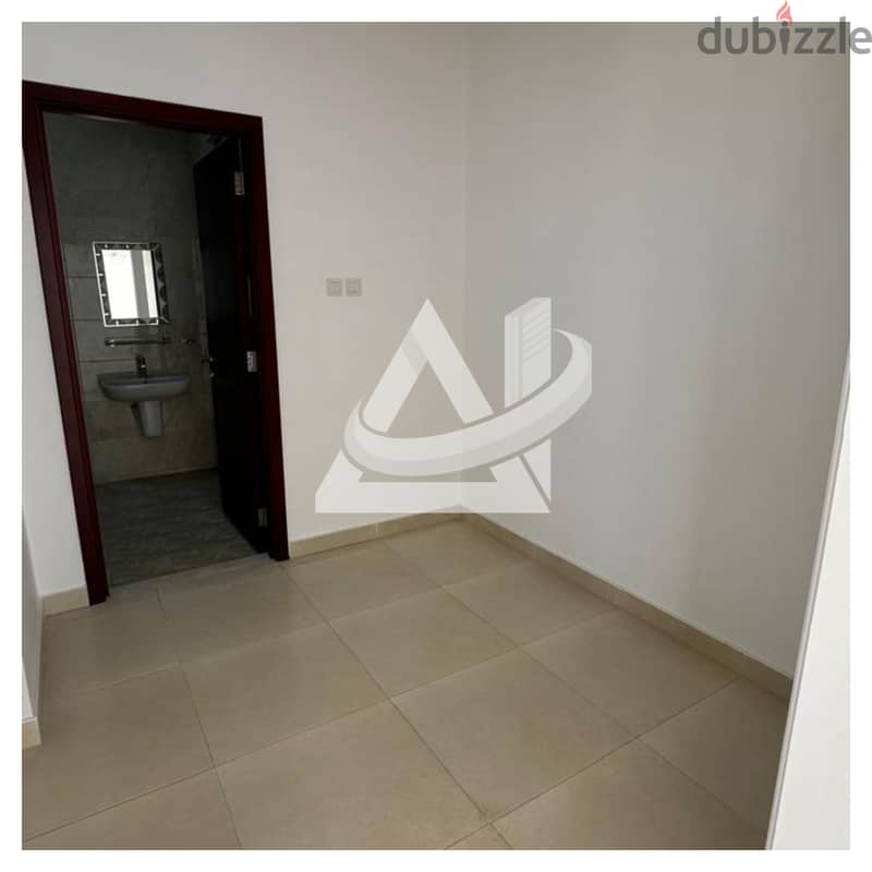 ADV302**Beautiful 5 bedrooms,6 toilets villa for Rent in AlKhoud 6 7