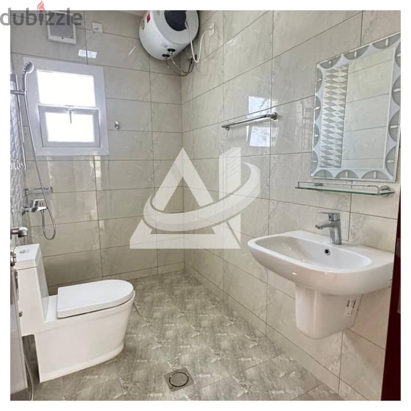 ADV302**Beautiful 5 bedrooms,6 toilets villa for Rent in AlKhoud 6 14