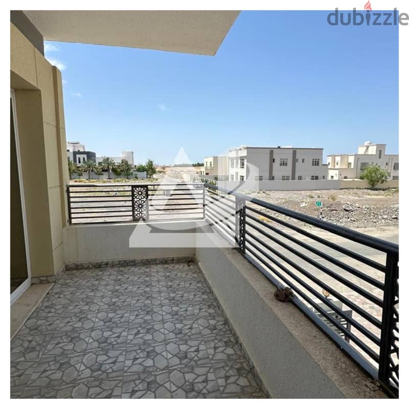 ADV302**Beautiful 5 bedrooms,6 toilets villa for Rent in AlKhoud 6 17